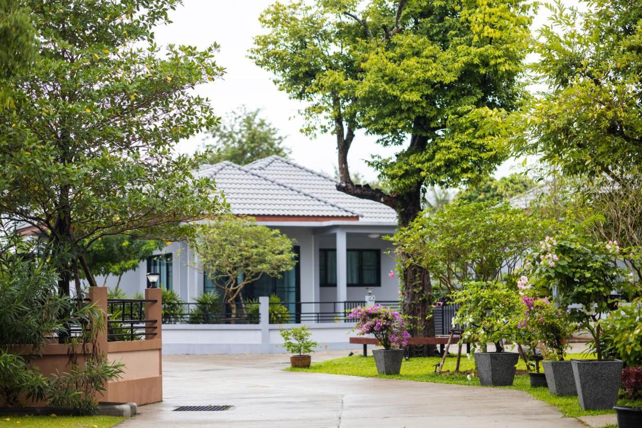 Baan Nern Khao Resort Pattaya Ban Huai Yai Buitenkant foto